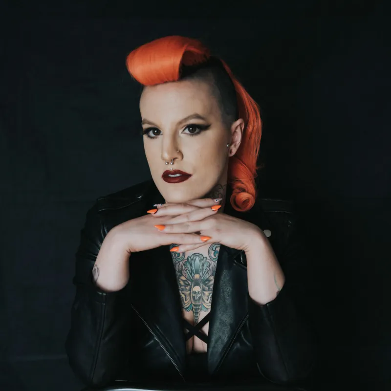 Hello Beautiful! - From Gen Waring A photo of Gen Waring from Waring Makeup - Ottawa Makeup Artist