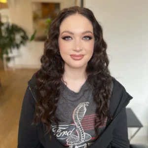Soft glam makeup look with radiant skin and defined eyes, achievable through Ottawa Makeup Lessons by Waring Makeup.