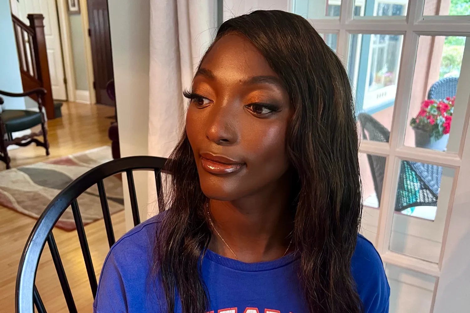 Natural Glow Makeup - Learn with Waring Makeup Ottawa Natural glow makeup with a radiant complexion and soft contour, achievable in Ottawa Makeup Workshops by Waring Makeup.