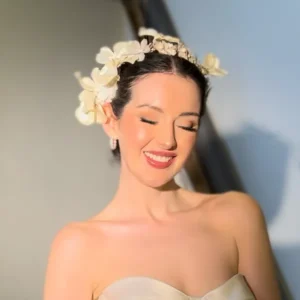 Natural Bridal Makeup With Floral Headpiece By Gen Waring